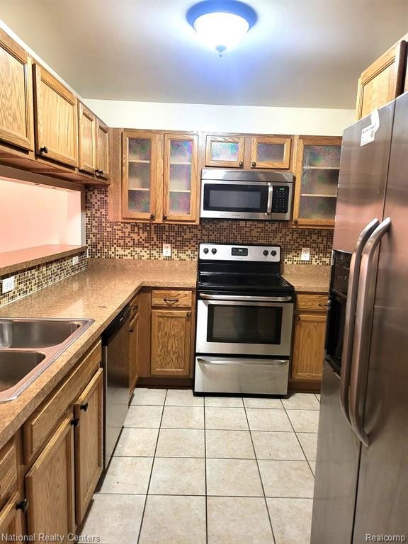 3401 SKYLINE Drive, Melvindale, MI — Photo 9