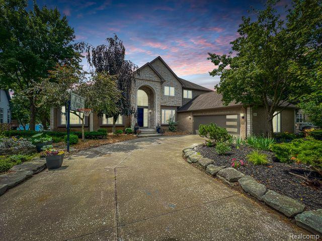 550 BAY POINTE Drive, Oxford, MI 48371 — front exterior