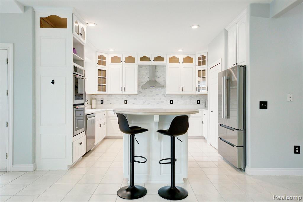 550 BAY POINTE Drive, Oxford, MI 48371 — Photo 18