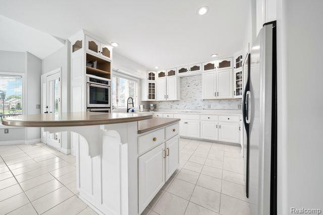 550 BAY POINTE Drive, Oxford, MI 48371 — Photo 19