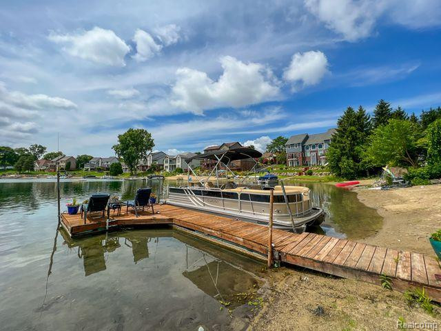 550 BAY POINTE Drive, Oxford, MI 48371 — Photo 59
