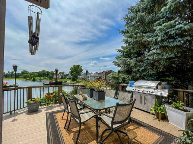 550 BAY POINTE Drive, Oxford, MI 48371 — Photo 68