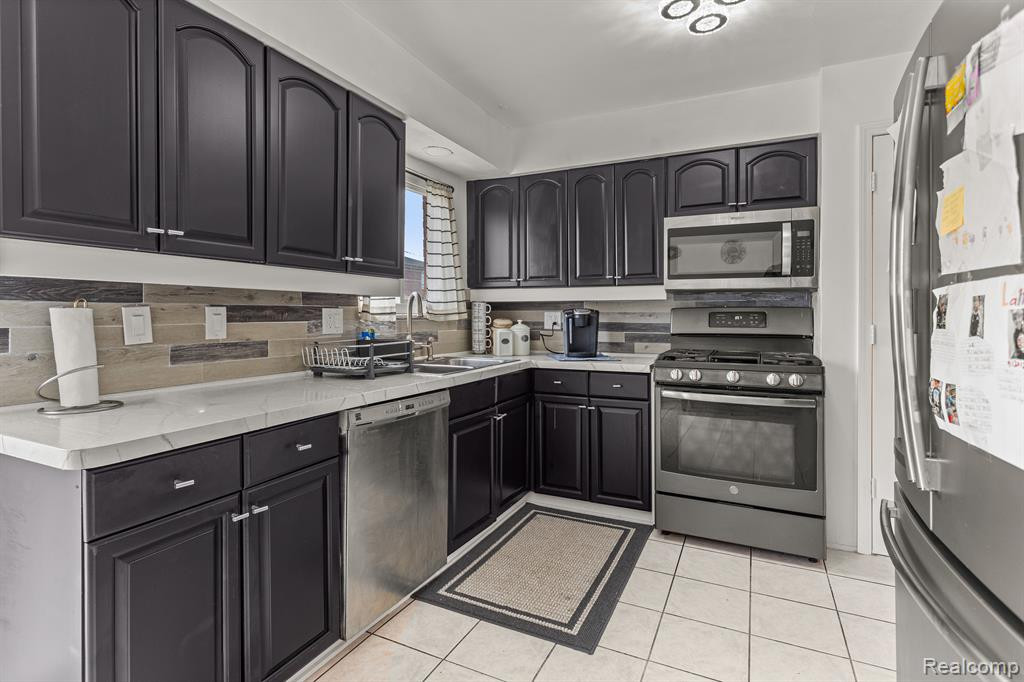 4604 PALMER Street, Dearborn, MI 48126 — Photo 9
