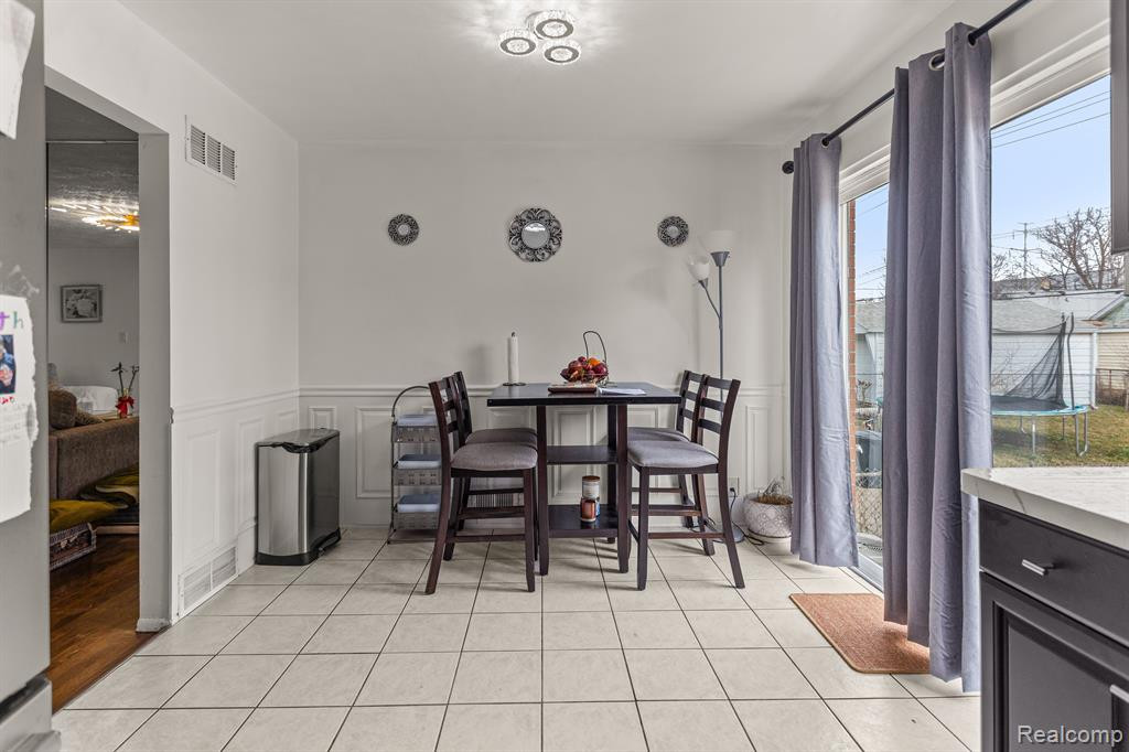 4604 PALMER Street, Dearborn, MI 48126 — Photo 11