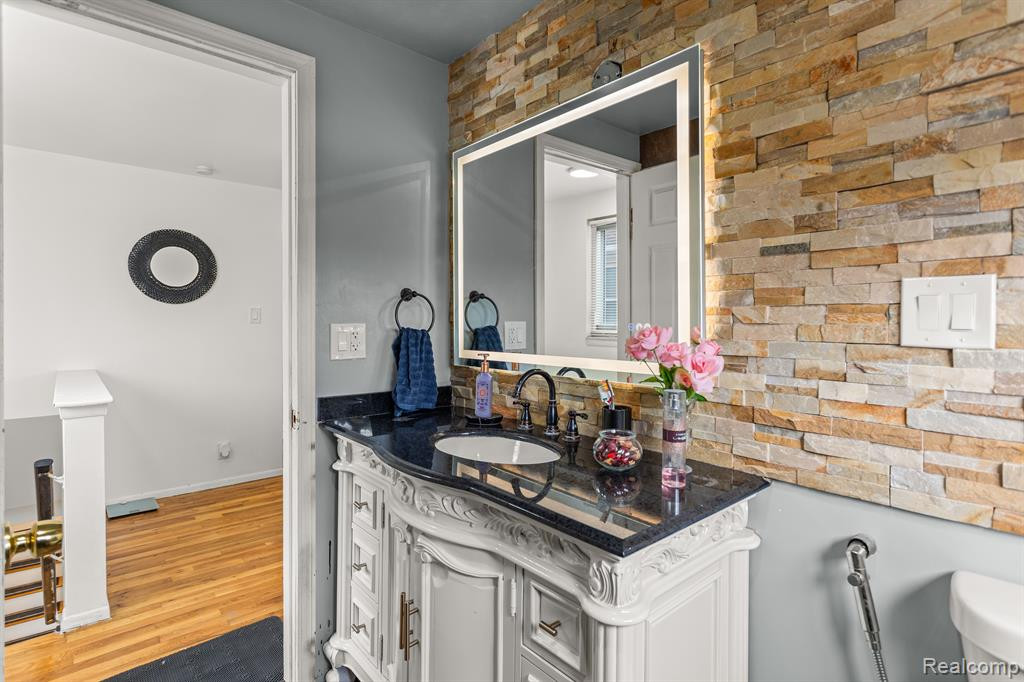 4604 PALMER Street, Dearborn, MI 48126 — Photo 14