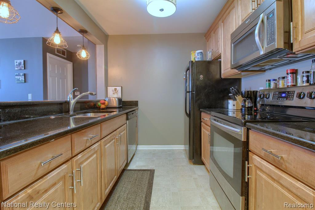4004 Cornerstone Drive, Canton, MI 48188 — Photo 11