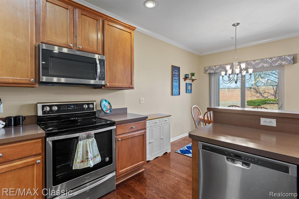42696 Gateway Drive, Plymouth, MI 48170 — Photo 12