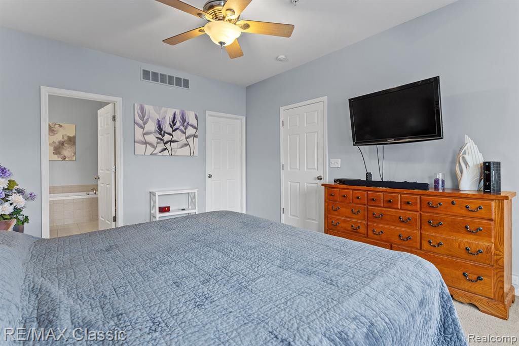 42696 Gateway Drive, Plymouth, MI 48170 — Photo 17