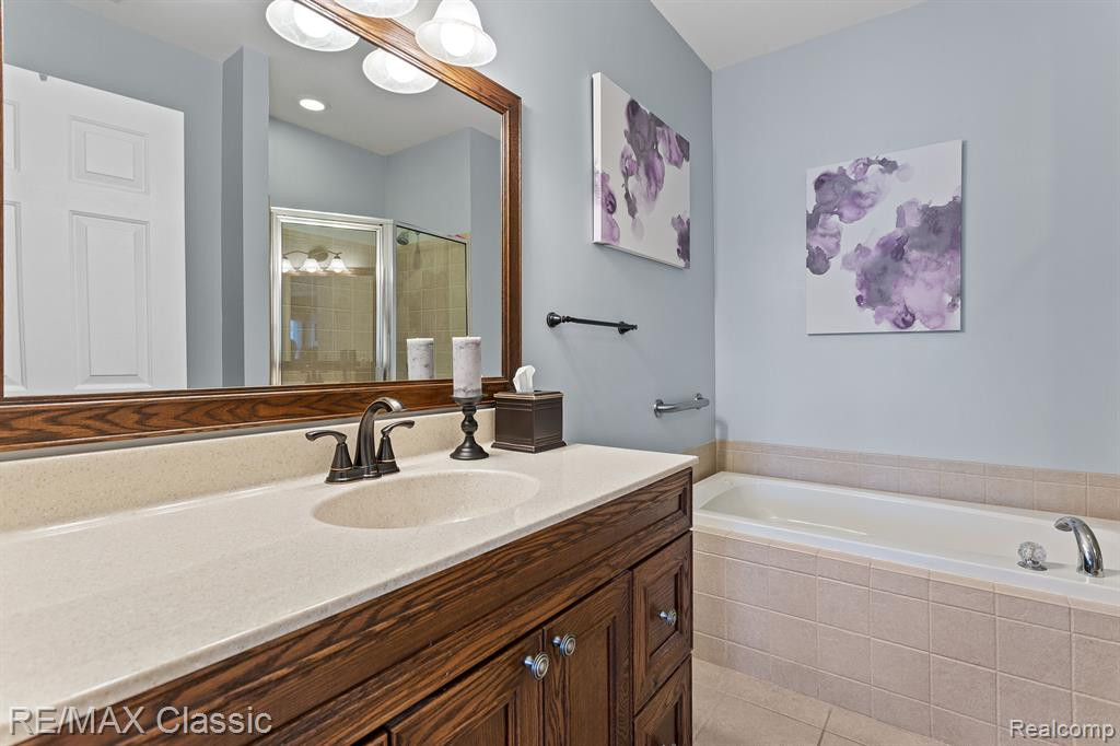 42696 Gateway Drive, Plymouth, MI 48170 — Photo 19
