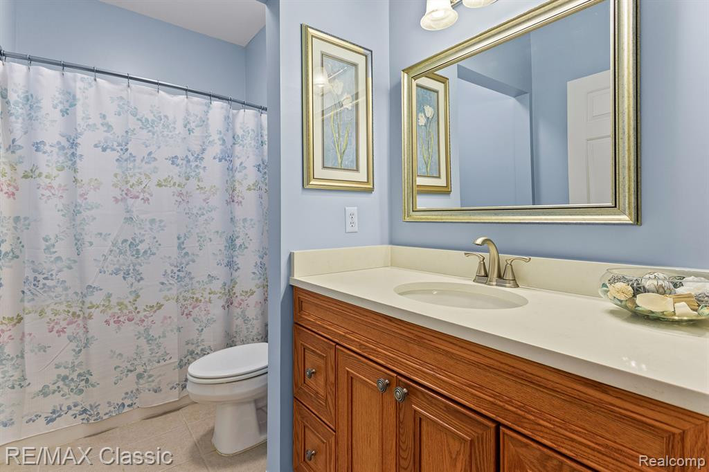 42696 Gateway Drive, Plymouth, MI 48170 — Photo 24
