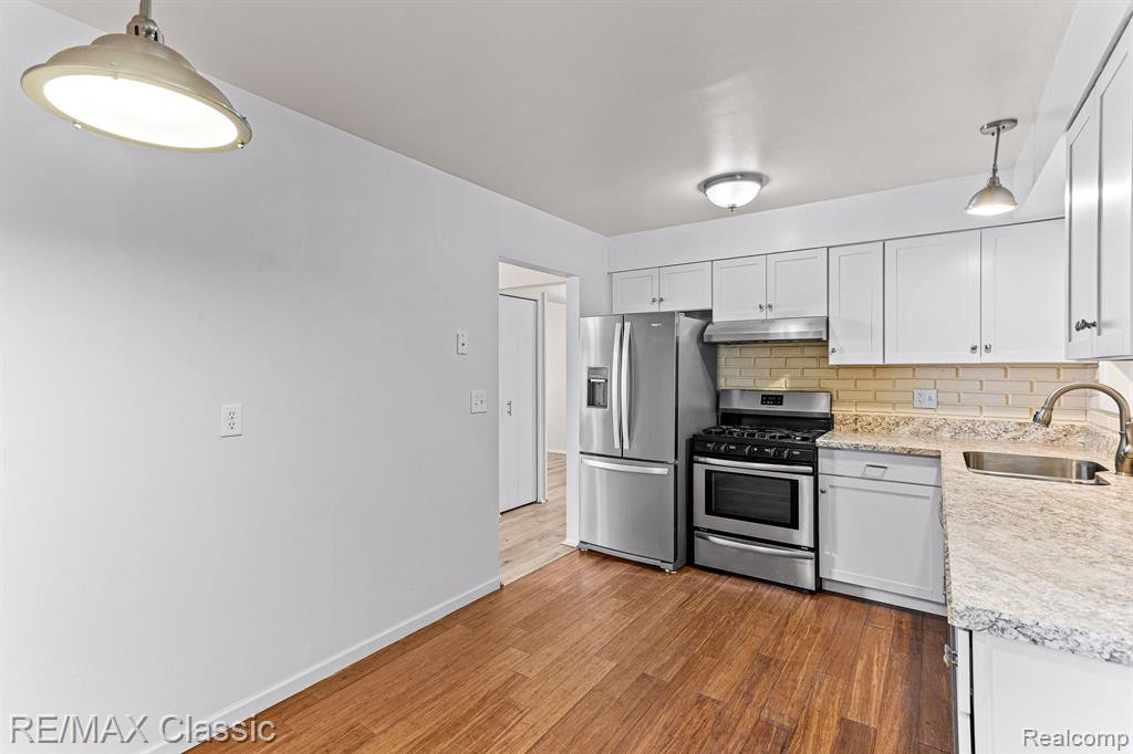 9812 Barkley Street, Belleville, MI 48111 — Photo 11