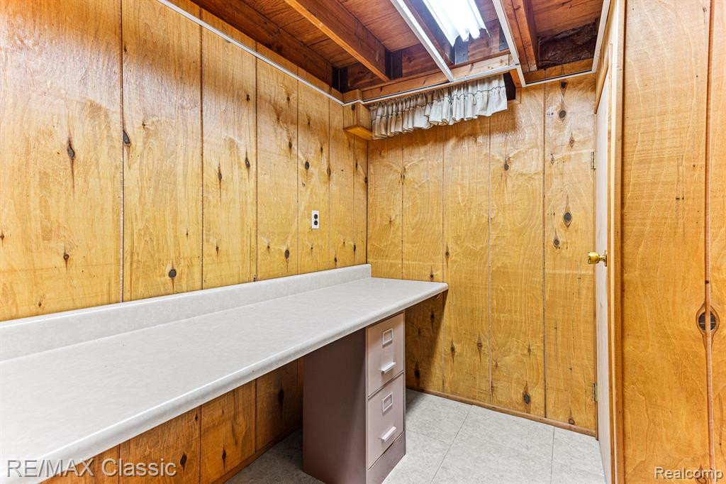 9812 Barkley Street, Belleville, MI 48111 — Photo 28