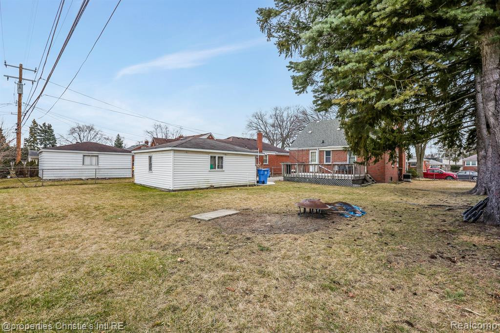 8260 DALE Street, Dearborn Heights, MI 48127 — Photo 4