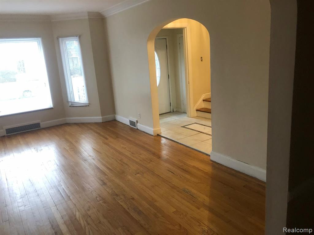 9314 ARTESIAN Street, Detroit, MI 48228 — Photo 3