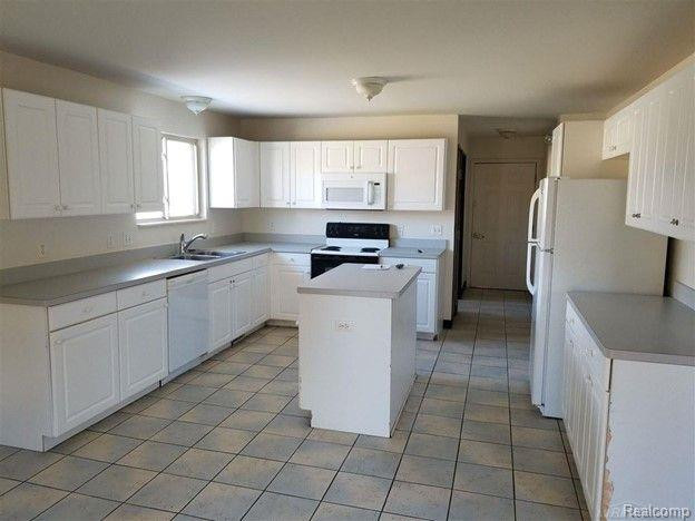 53361 ZACHARY Drive, Chesterfield, MI 48047 — Photo 5