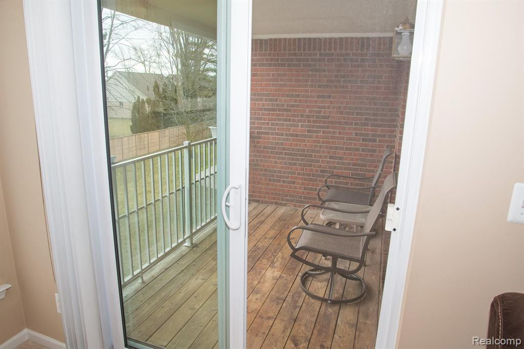 4376 BERKSHIRE Drive, Sterling Heights, MI 48314 — Photo 6