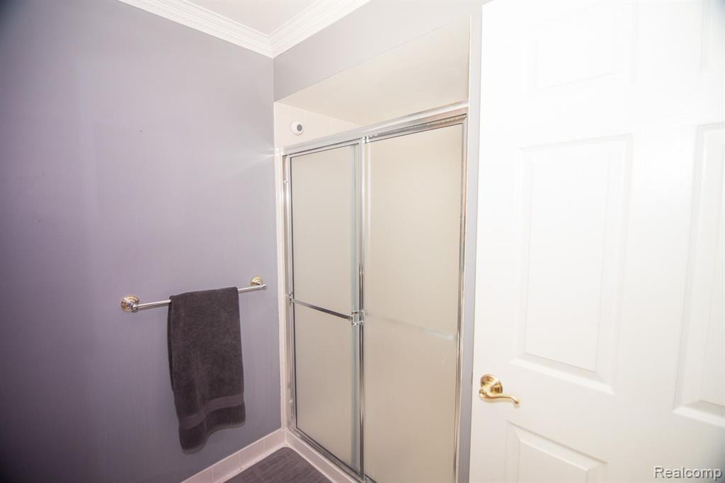 4376 BERKSHIRE Drive, Sterling Heights, MI 48314 — Photo 23