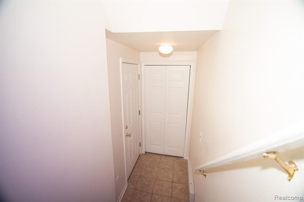 4376 BERKSHIRE Drive, Sterling Heights, MI 48314 — Photo 30