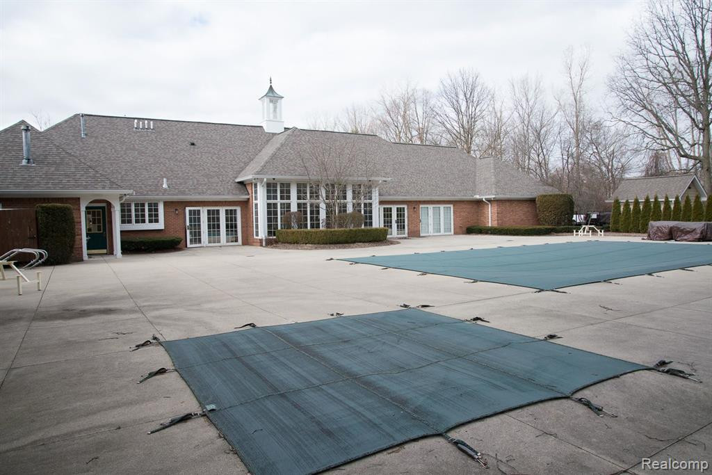 4376 BERKSHIRE Drive, Sterling Heights, MI 48314 — Photo 41