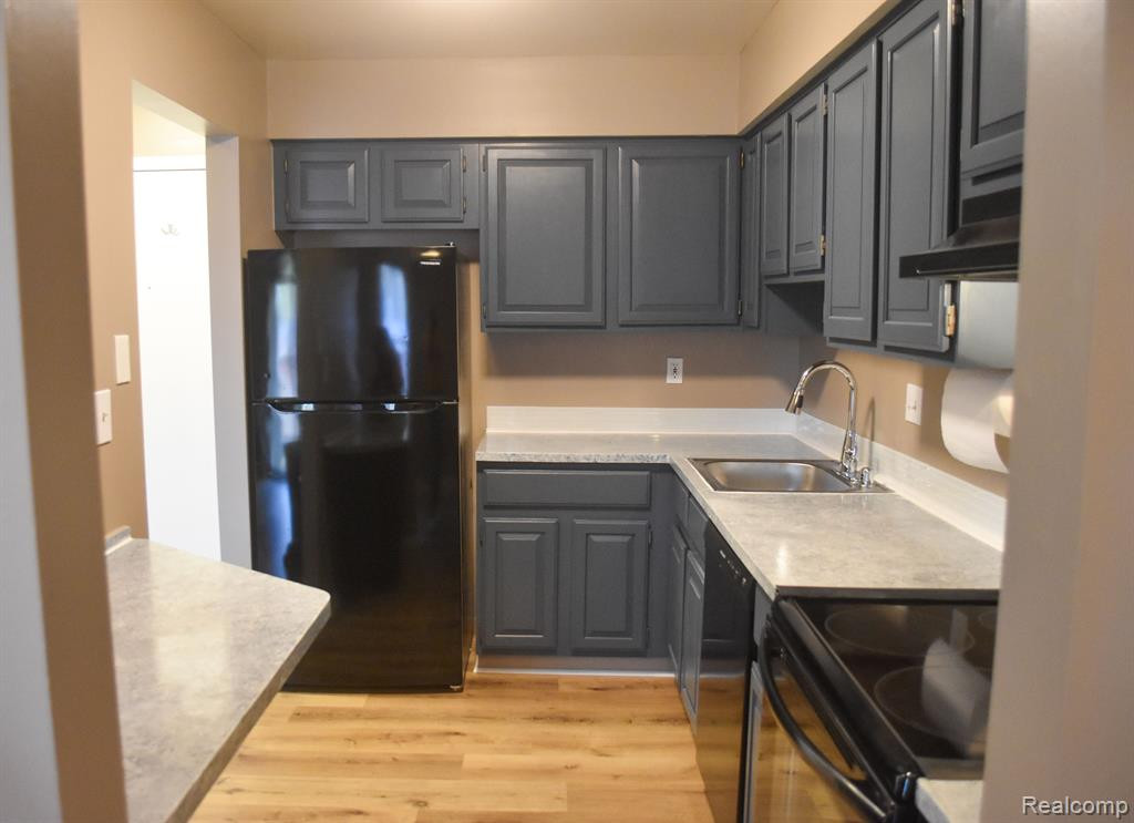 30445 W 14 MILE Road, 50, Farmington Hills, MI 48334 — Photo 6