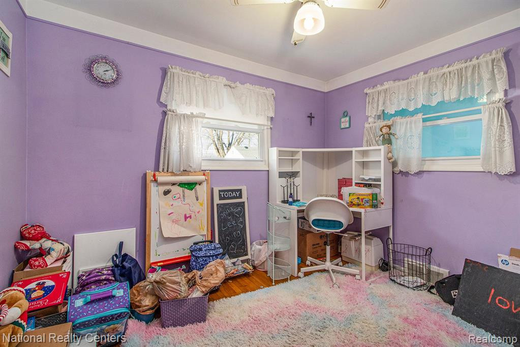6918 GILMAN Street, Garden City, MI — Photo 11