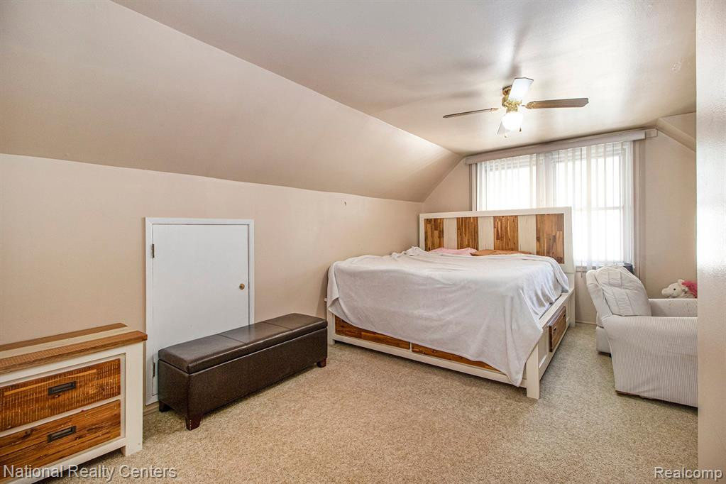 6918 GILMAN Street, Garden City, MI — Photo 13
