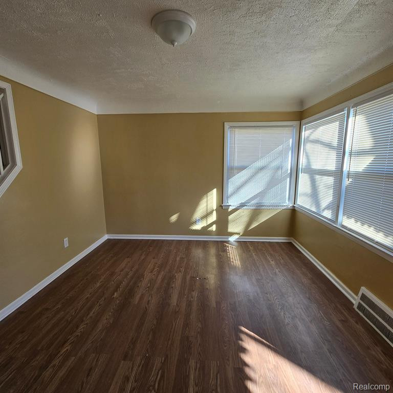 6741 EVERGREEN Avenue, Detroit, MI 48228 — Photo 3
