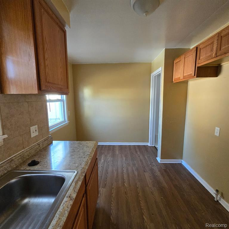 6741 EVERGREEN Avenue, Detroit, MI 48228 — Photo 8