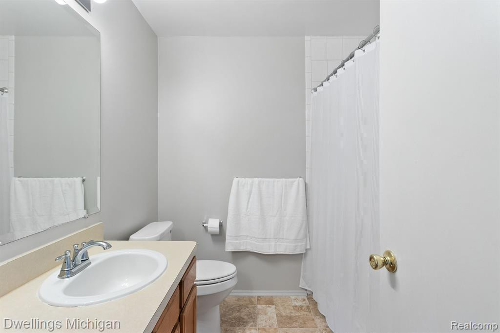 44489 SAVERY Drive, Canton, MI 48187 — Photo 14