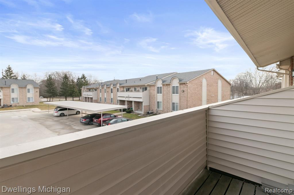 44489 SAVERY Drive, Canton, MI 48187 — Photo 18
