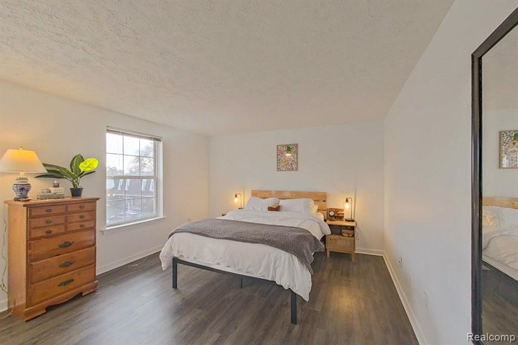 6306 BEECHFIELD Drive, Lansing, MI 48911 — Photo 22