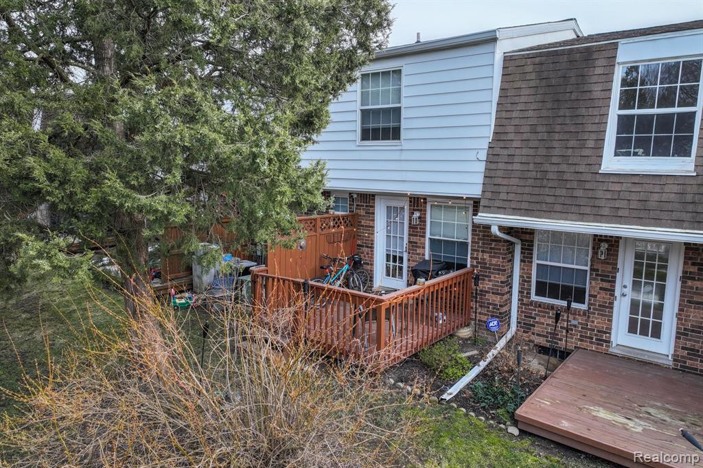 6306 BEECHFIELD Drive, Lansing, MI 48911 — Photo 39