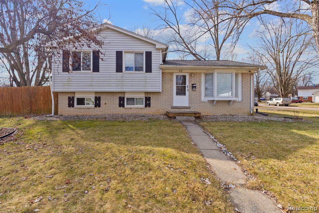 8712 HEATHER Drive, Ypsilanti, MI 48198 — Photo 2