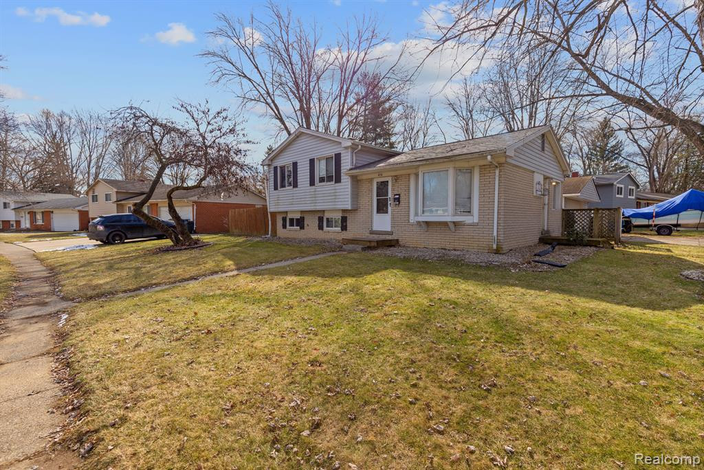 8712 HEATHER Drive, Ypsilanti, MI 48198 — Photo 4