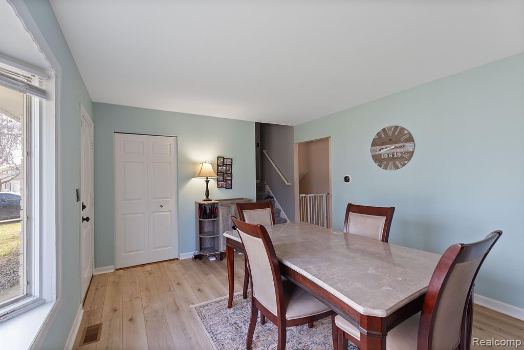 8712 HEATHER Drive, Ypsilanti, MI 48198 — Photo 12