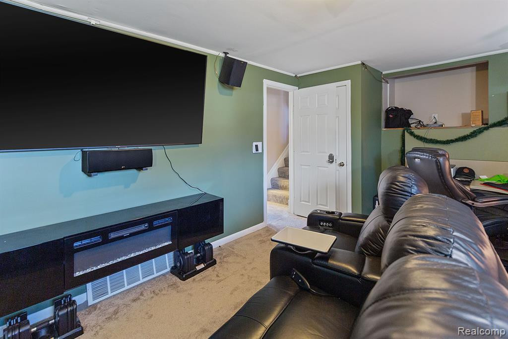 8712 HEATHER Drive, Ypsilanti, MI 48198 — Photo 14