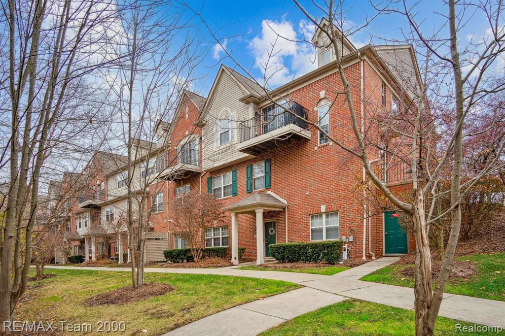 39686 ROCKCREST Lane, Northville, MI 48168 — front exterior