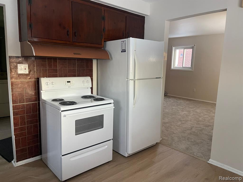 4919 MCKINLEY Street, Dearborn Heights, MI 48125 — Photo 16