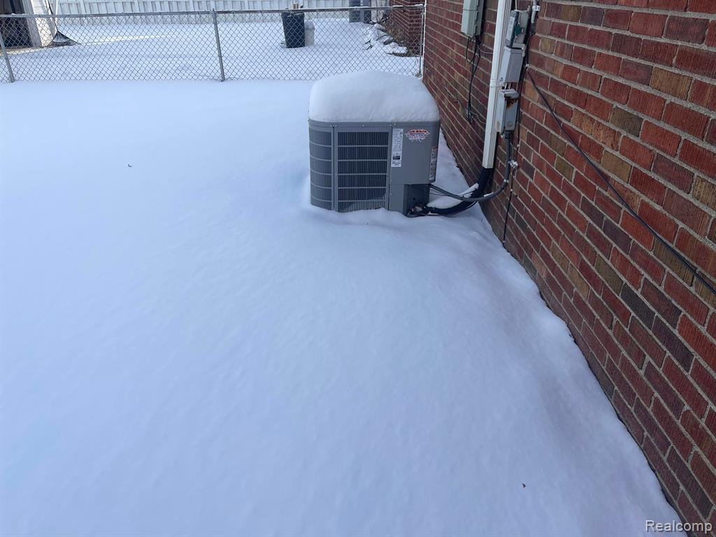 4919 MCKINLEY Street, Dearborn Heights, MI 48125 — Photo 21
