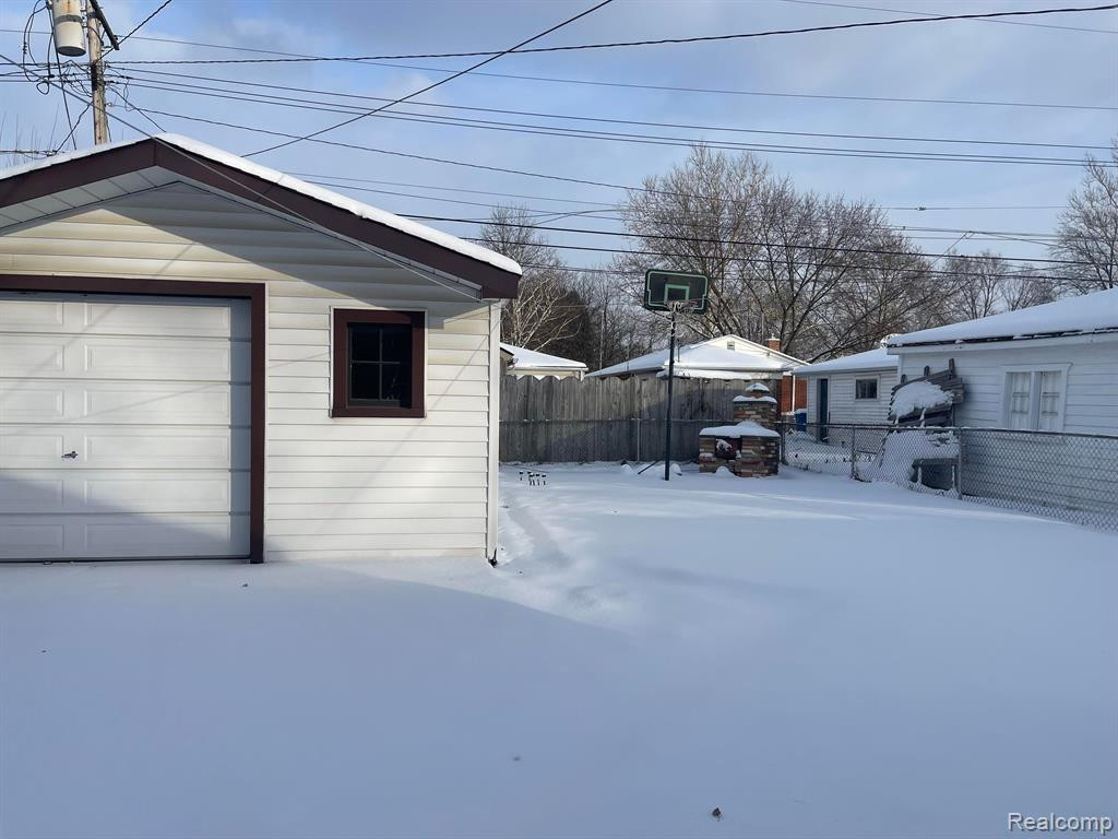 4919 MCKINLEY Street, Dearborn Heights, MI 48125 — Photo 22