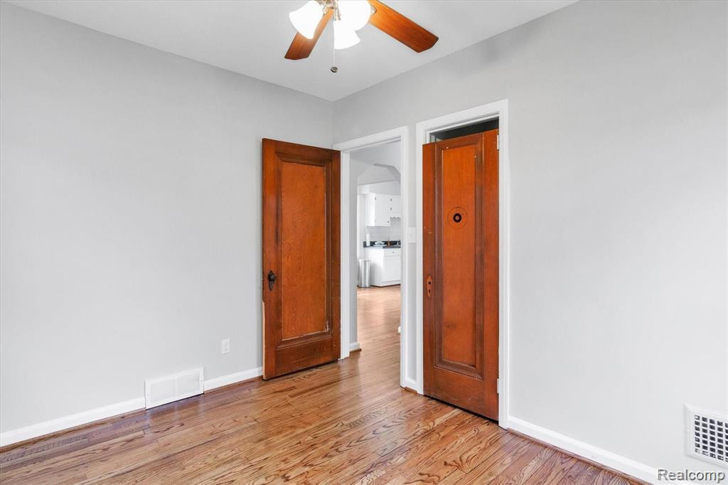 41 REGENTS Drive, Troy, MI 48084 — Photo 10