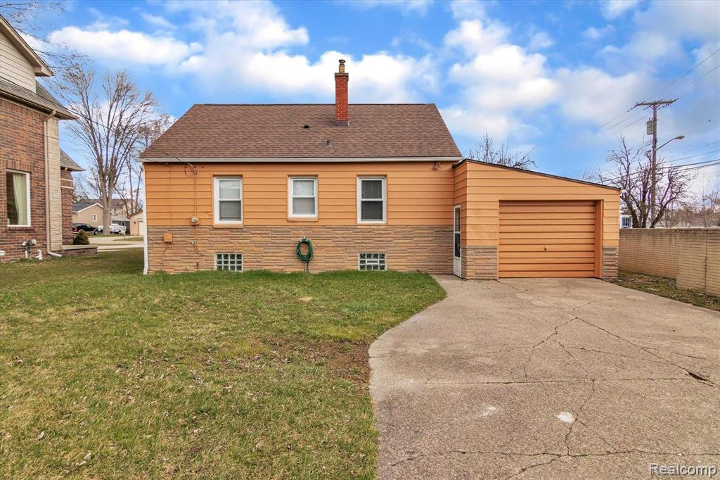 41 REGENTS Drive, Troy, MI 48084 — Photo 20