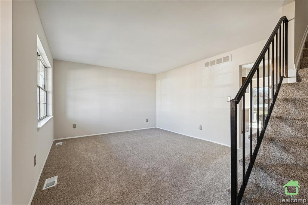 24514 Olde Orchard Street, Novi, MI — Photo 6