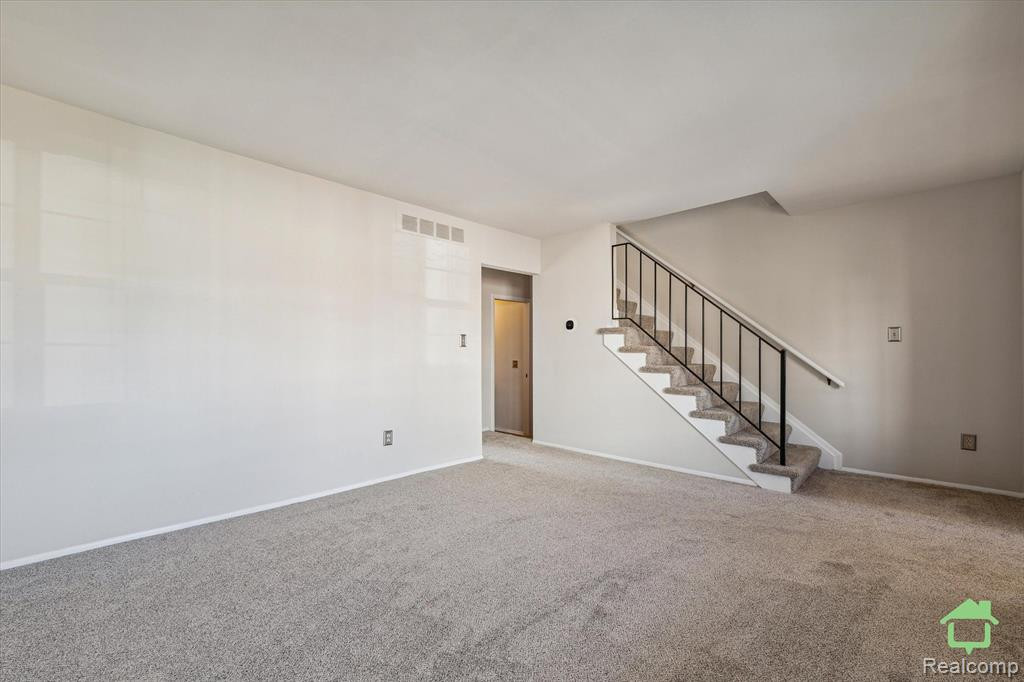 24514 Olde Orchard Street, Novi, MI — Photo 9