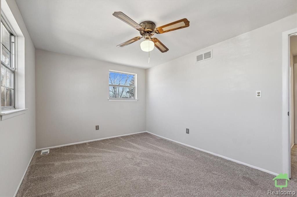 24514 Olde Orchard Street, Novi, MI — Photo 21