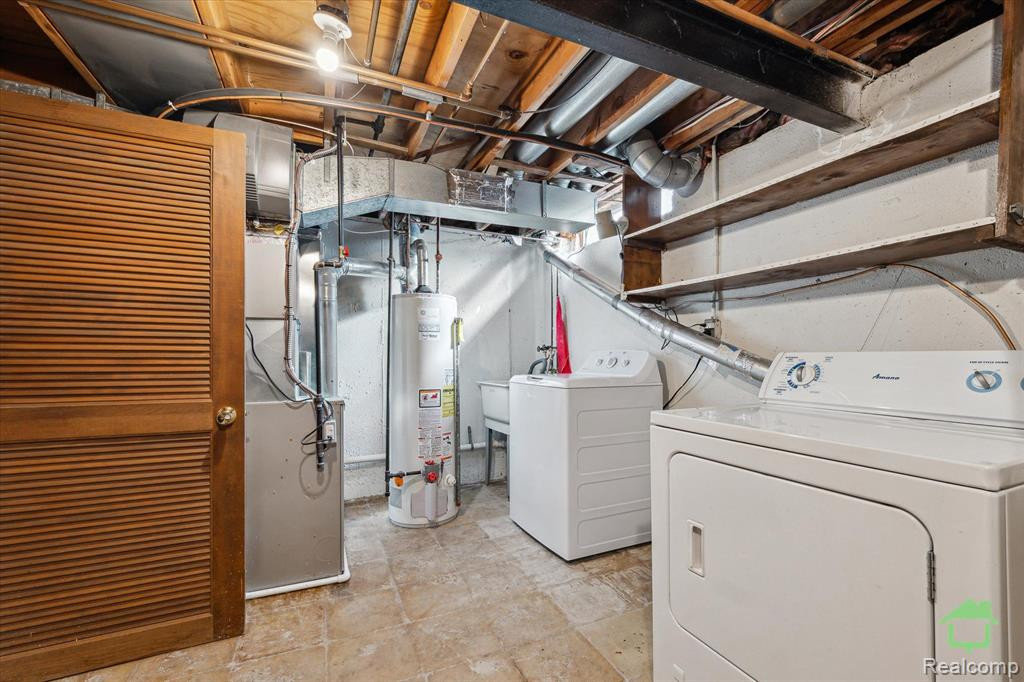24514 Olde Orchard Street, Novi, MI — Photo 28