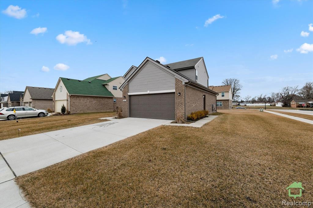 8238 Hudson Drive, Westland, MI — Photo 2