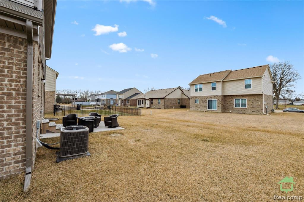 8238 Hudson Drive, Westland, MI — Photo 30