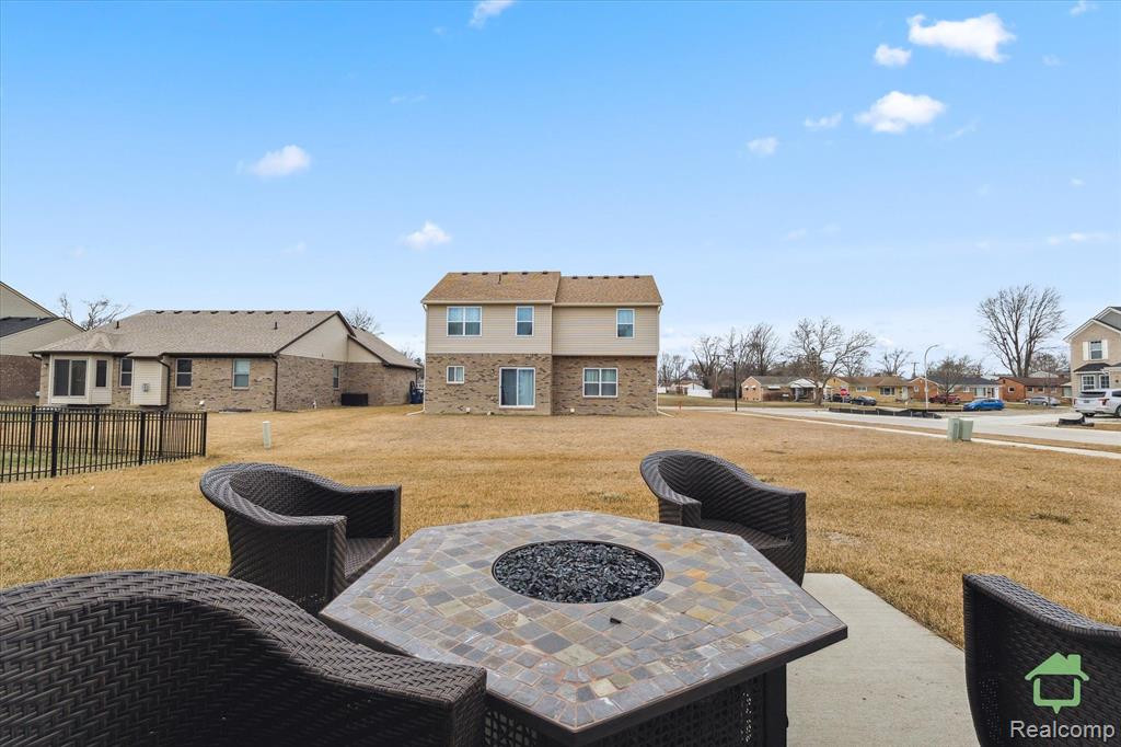 8238 Hudson Drive, Westland, MI — Photo 31