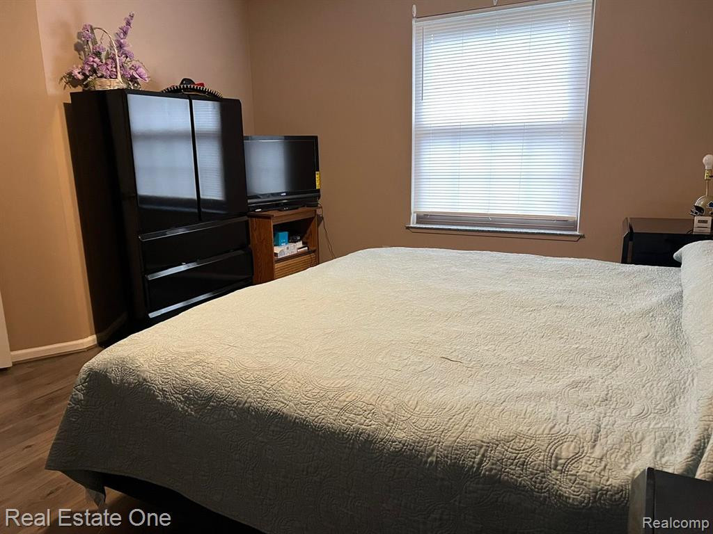 7318 Devonshire, West Bloomfield, MI — Photo 11